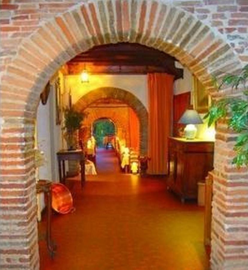 Отель Le Ratelier Montaigut-sur-Save Экстерьер фото